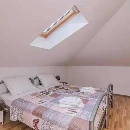 Apartment In - Insel Krk 54169 Njivice